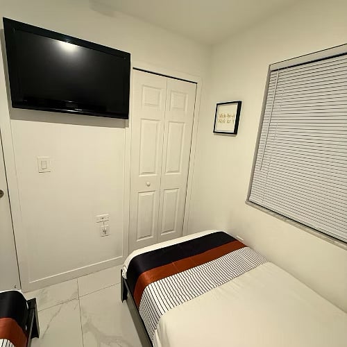 Private Room $1,250