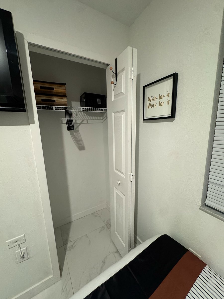 Private Room $1,250