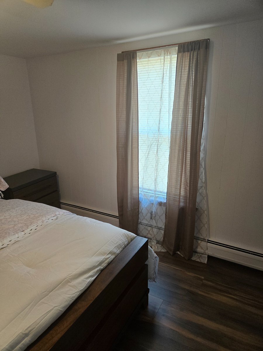 Modern and Relax 3 set Queen size Bedroom Extra Cozy