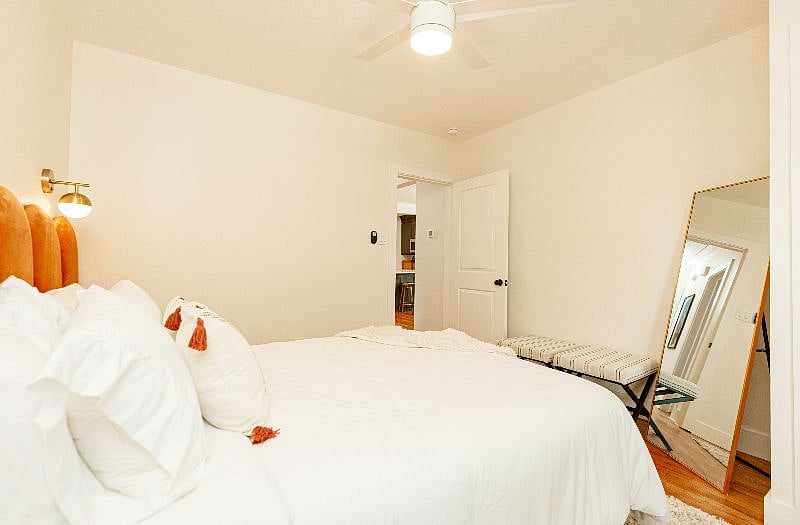Furnished Finder property 429180_1 photo 9