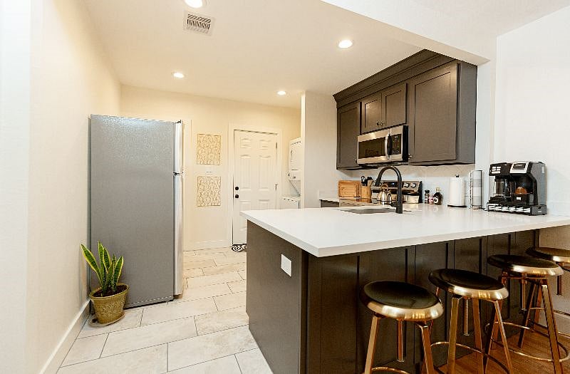 Furnished Finder property 429180_1 photo 14