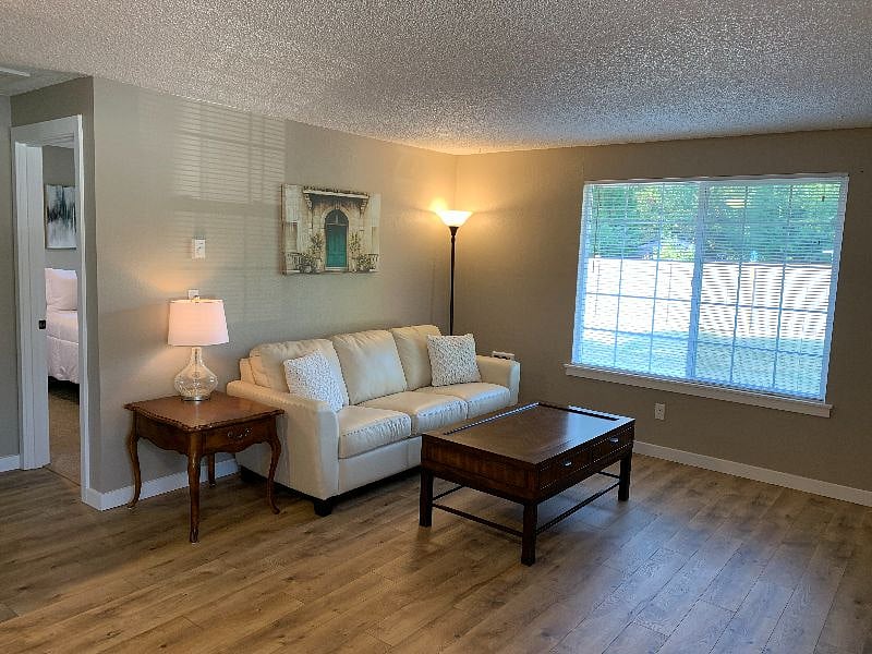 Furnished Finder property 429182_1 photo 7