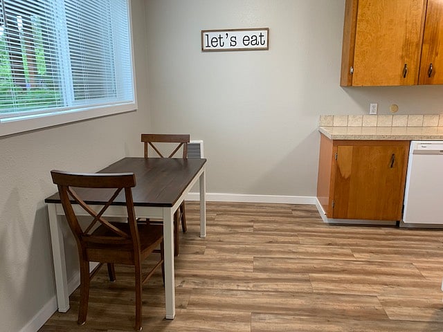 Furnished Finder property 429182_6 photo 6