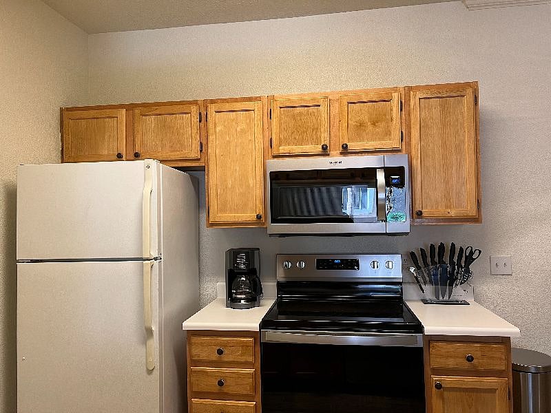 Furnished Finder property 429235_1 photo 5