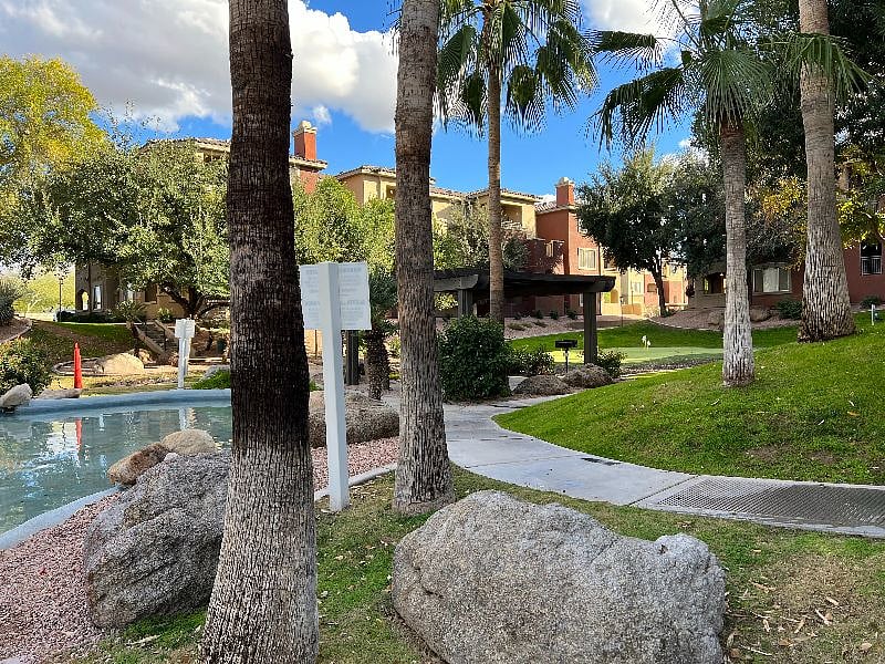 Furnished Finder property 429235_1 photo 13