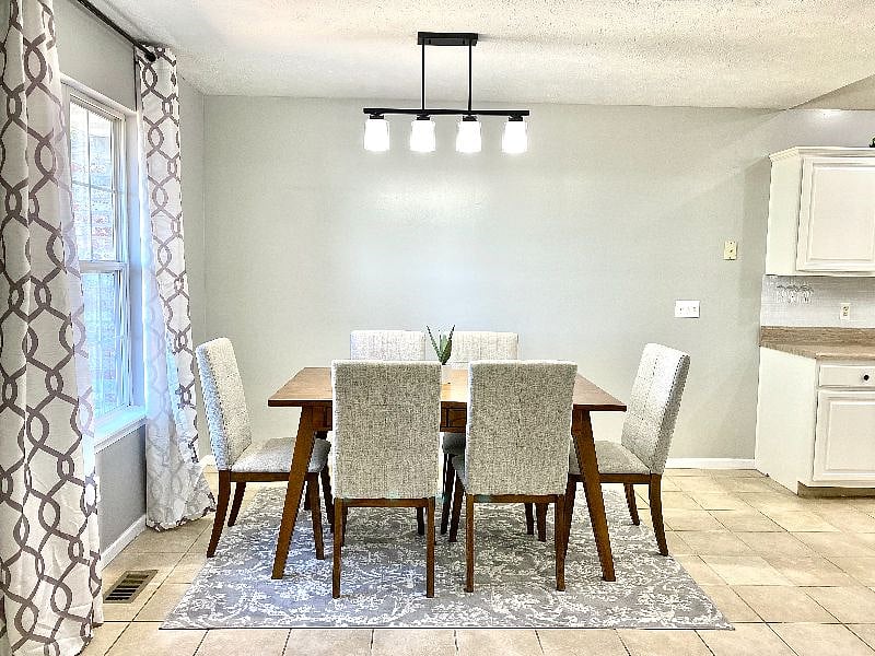 Furnished Finder property 429240_1 photo 6