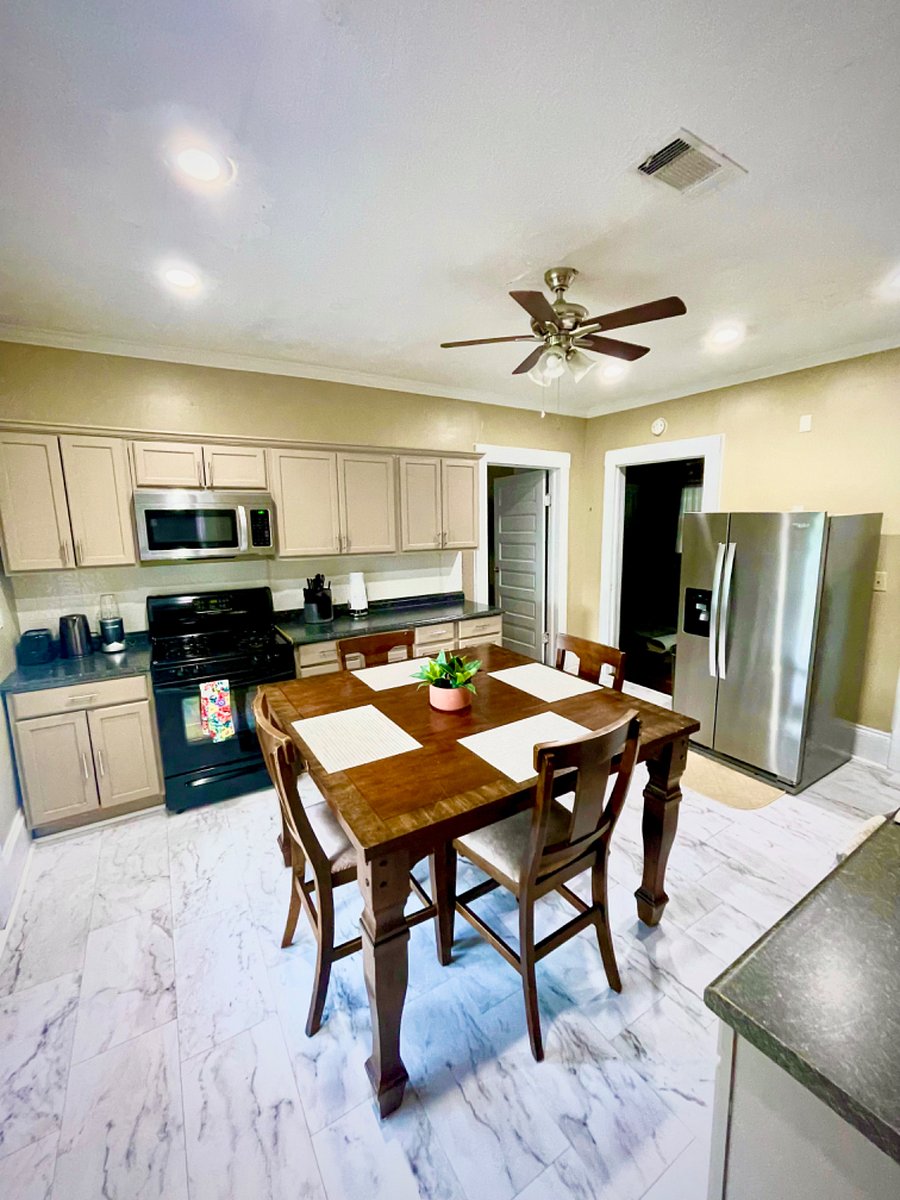 Furnished Finder property 429265_1 photo 4