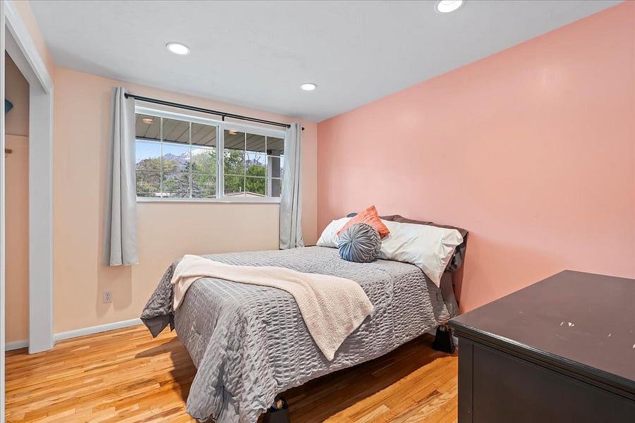 Furnished Finder property 429279_1 photo 12