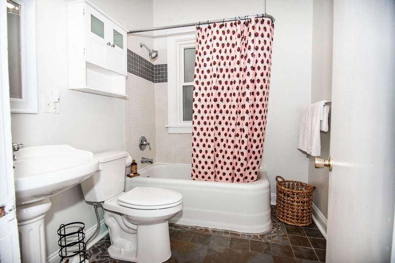The home features one bathroom on the main floor, and another with tub/shower combo in the basement