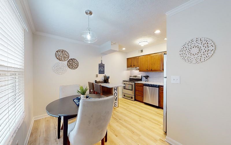 Furnished Finder property 429537_1 photo 15