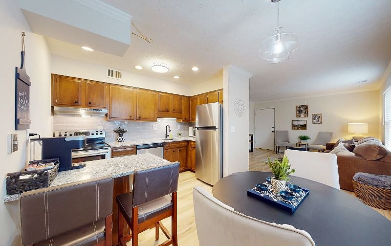 Furnished Finder property 429537_1 photo 33