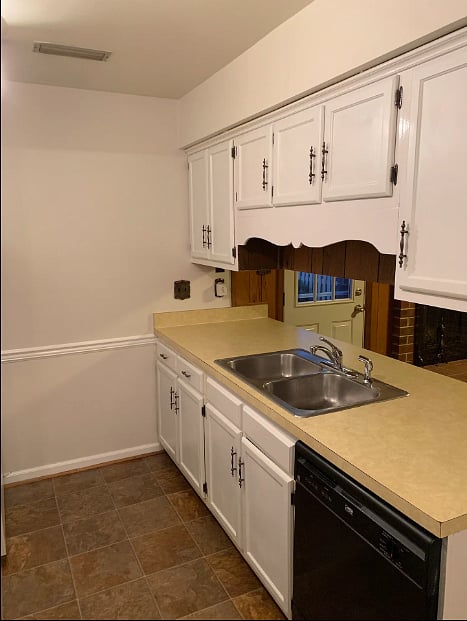 Furnished Finder property 429541_1 photo 9