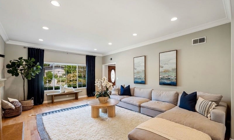 Furnished Finder property 429582_1 photo 4