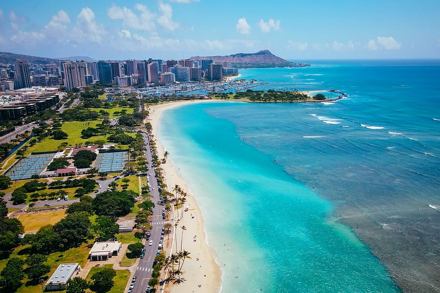 Ala Moana Beach Park, just 14 minutes away, is one of our top picks. Enjoy a sandy beach, calm waters for swimming, a relaxed atmosphere, and beautiful sunset views! Easy and free parking.