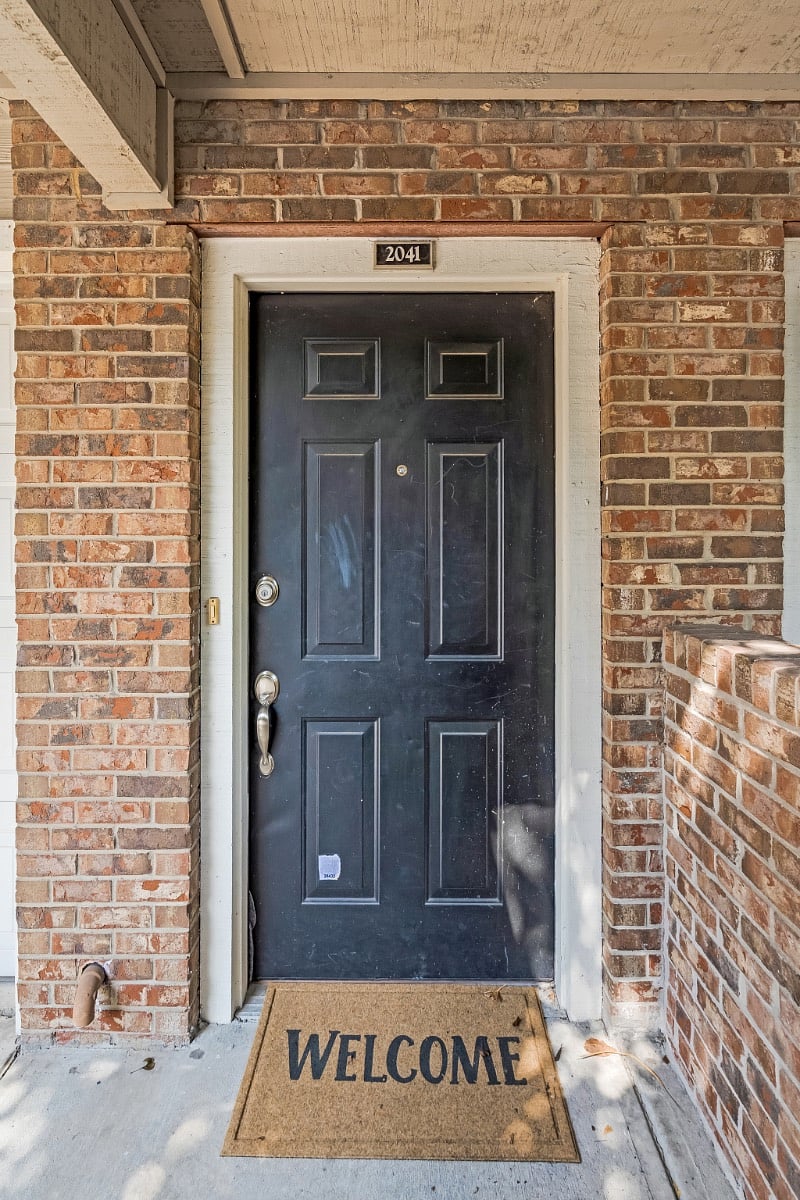 Furnished Finder property 429640_1 photo 3