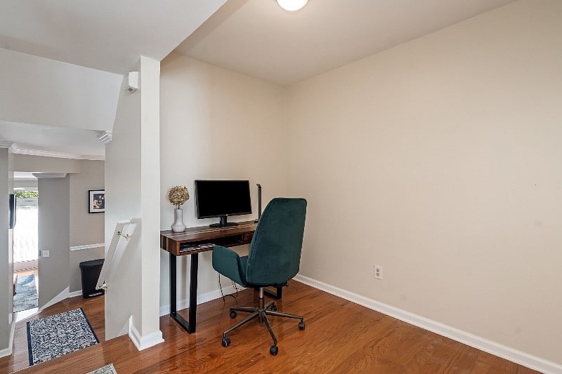 Furnished Finder property 429640_1 photo 9