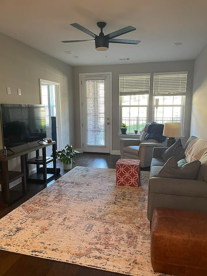 Furnished Finder property 429696_1 photo 11