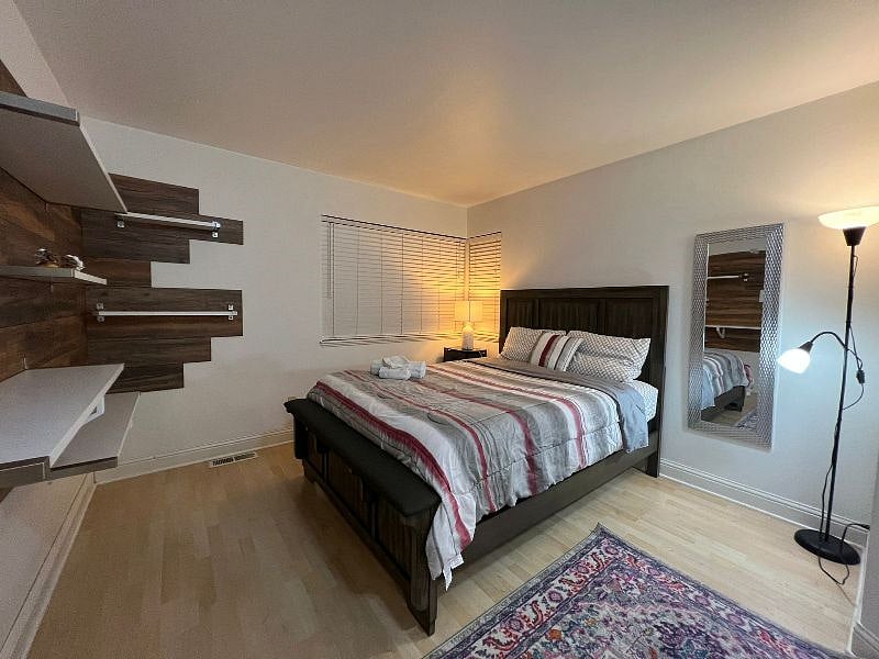 Furnished Finder property 429729_1 photo 12