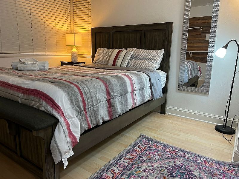 Furnished Finder property 429729_1 photo 14