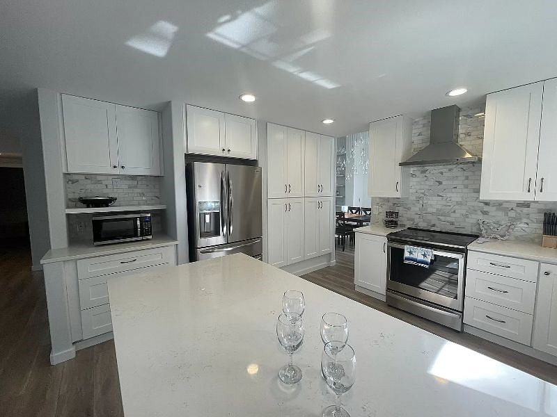 Furnished Finder property 429729_1 photo 25