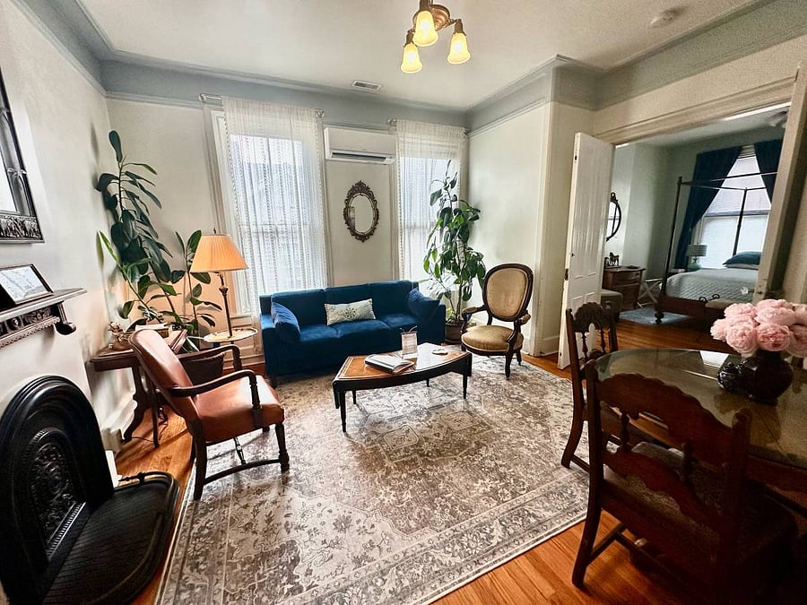 Furnished Finder property 429738_1 photo 1