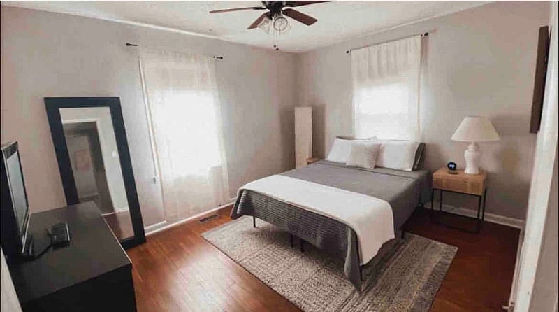 Queen bed