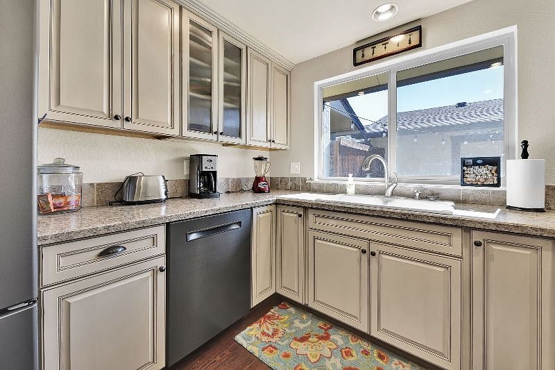 Furnished Finder property 429865_1 photo 6