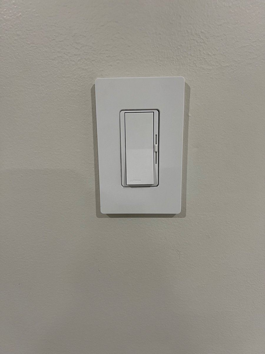 Dimmer light switch in bedroom