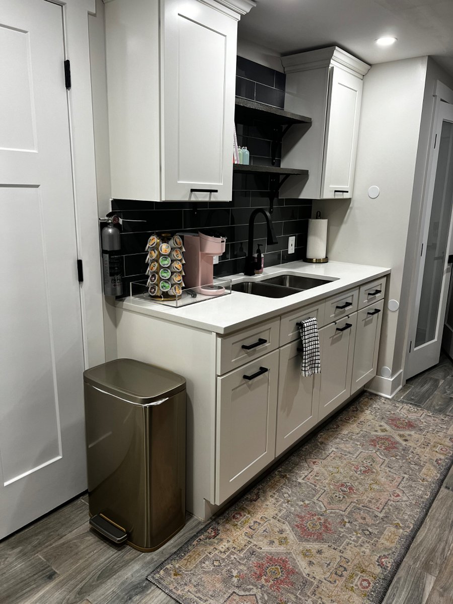 Furnished Finder property 429870_1 photo 3