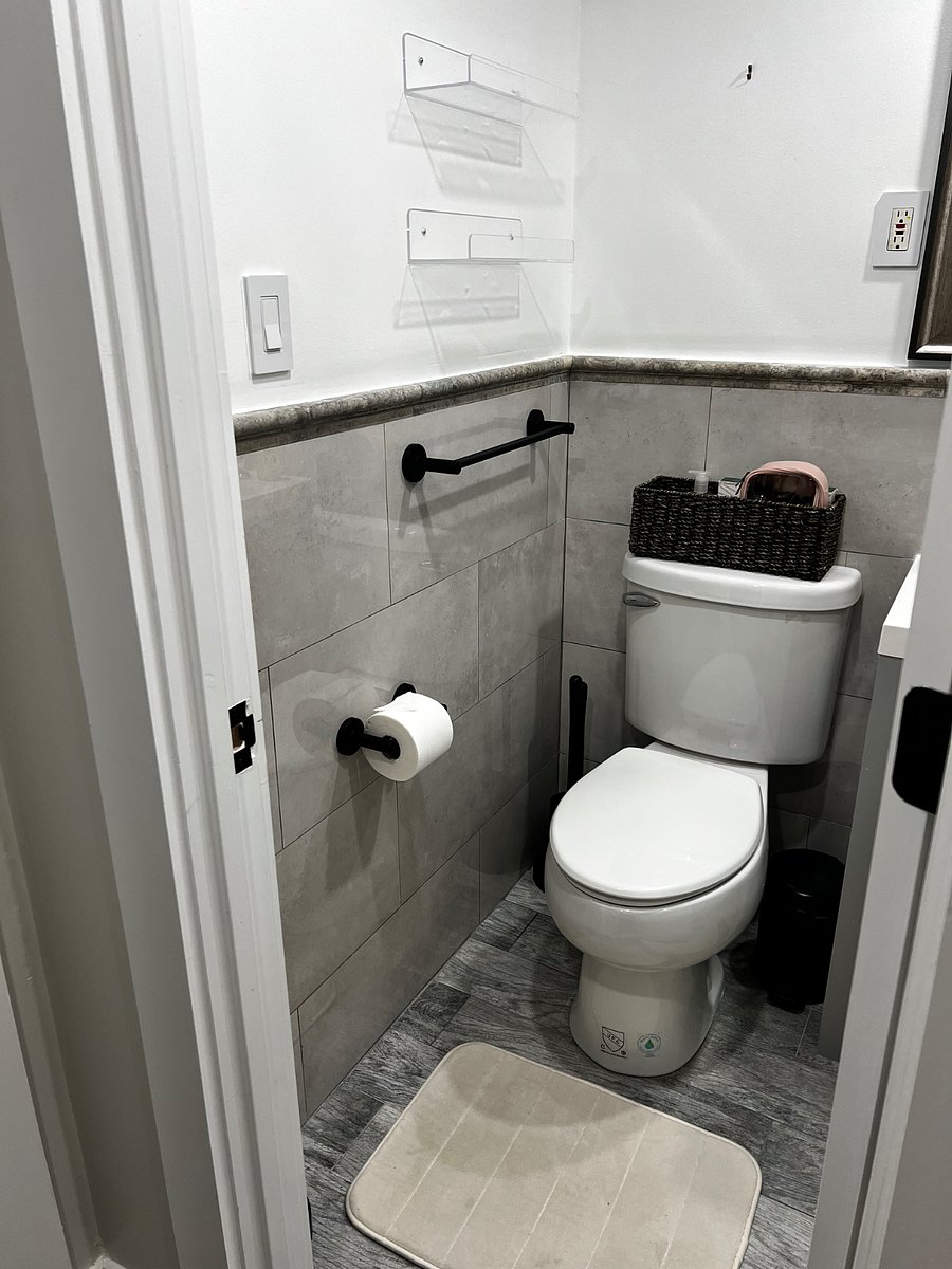 Furnished Finder property 429870_1 photo 38