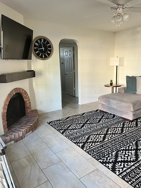 Furnished Finder property 429946_1 photo 14