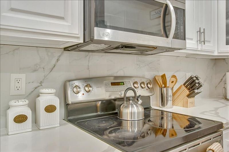 Furnished Finder property 429962_1 photo 18