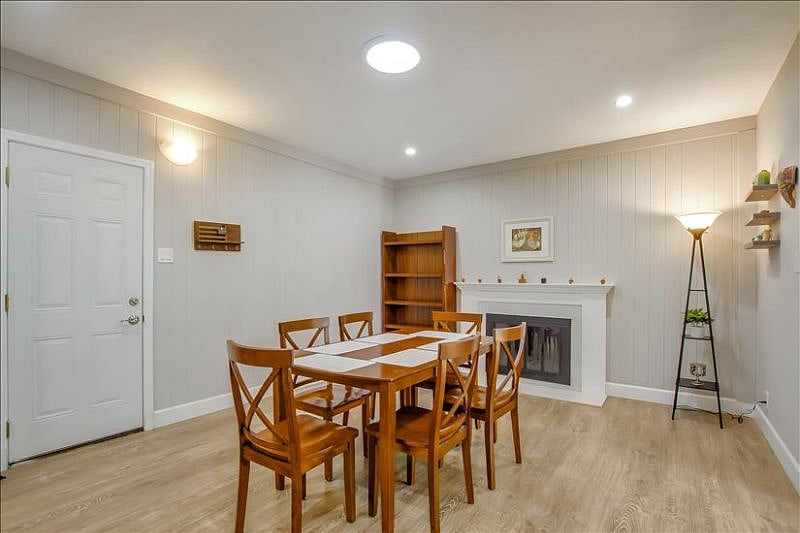 Furnished Finder property 429962_1 photo 21