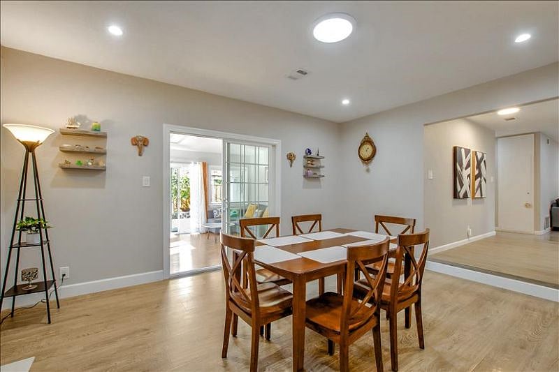 Furnished Finder property 429962_1 photo 23