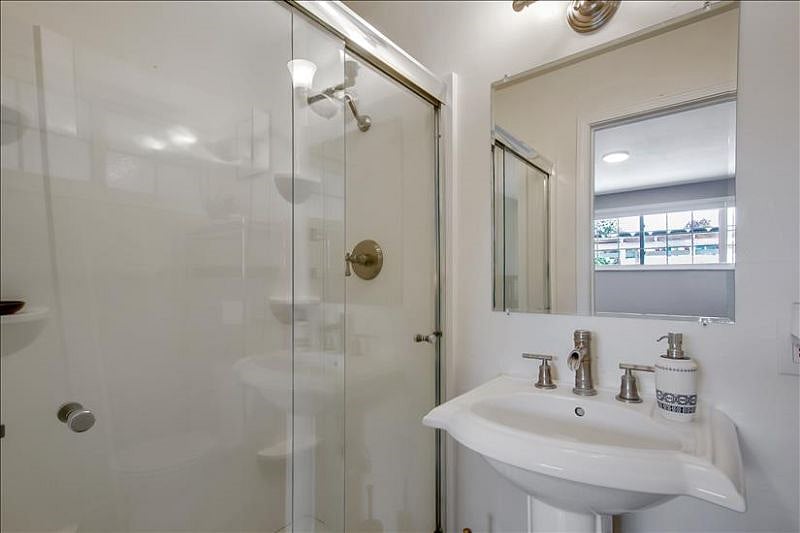 Furnished Finder property 429962_1 photo 35