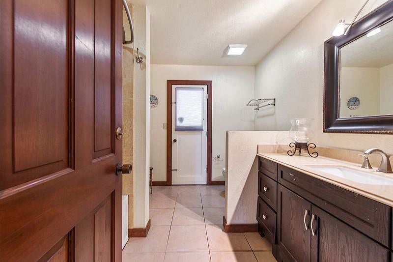 Furnished Finder property 429975_1 photo 30