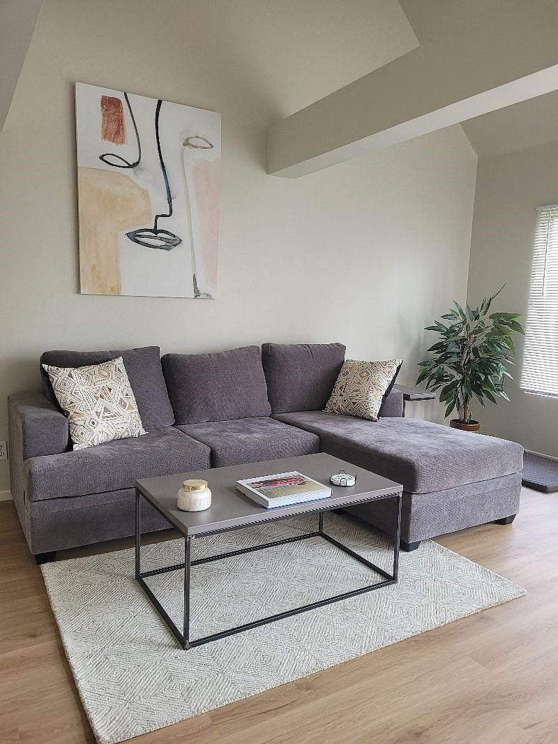 Furnished Finder property 429994_1 photo 9