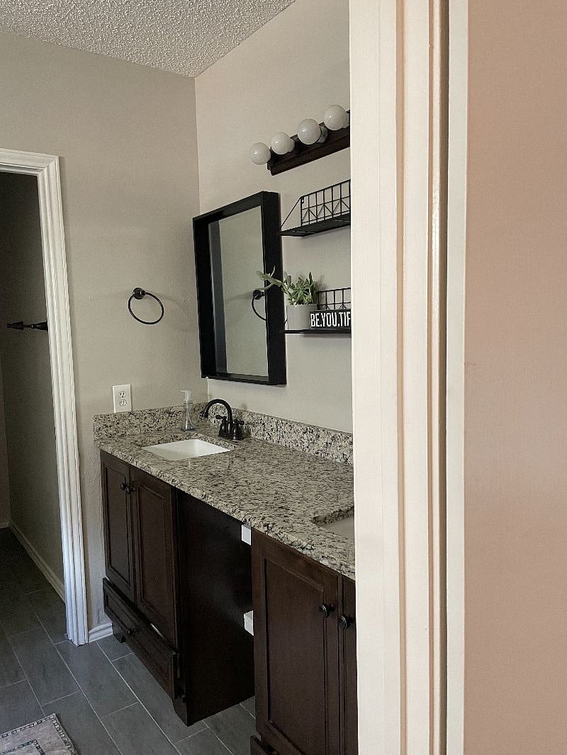 Furnished Finder property 430025_1 photo 9