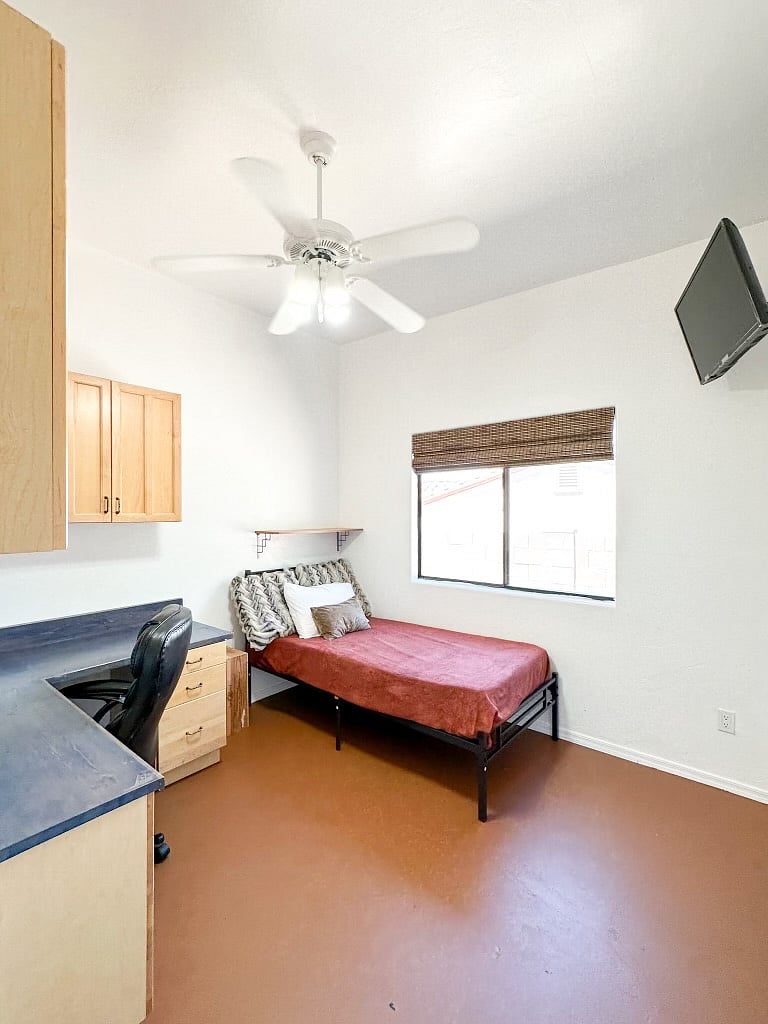 Furnished Finder property 430028_1 photo 17