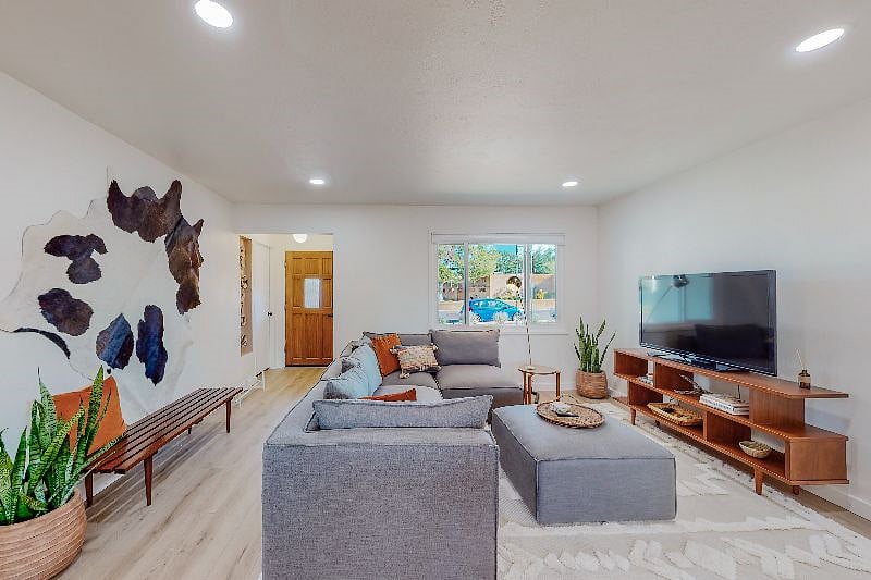Furnished Finder property 430032_1 photo 11