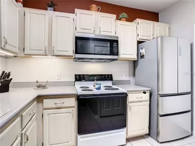 Furnished Finder property 430076_1 photo 7