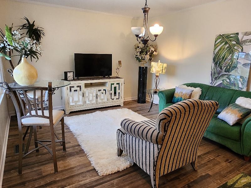 Furnished Finder property 430081_1 photo 8
