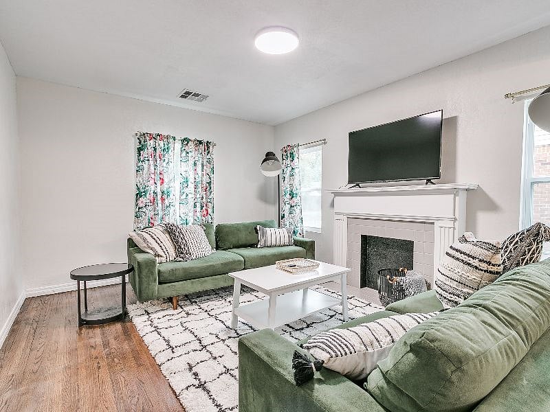 Furnished Finder property 430110_1 photo 10