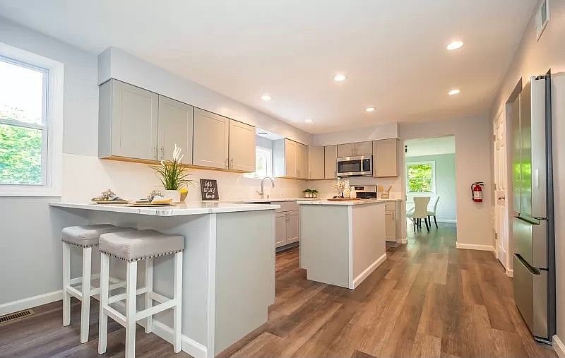 Furnished Finder property 430174_1 photo 9