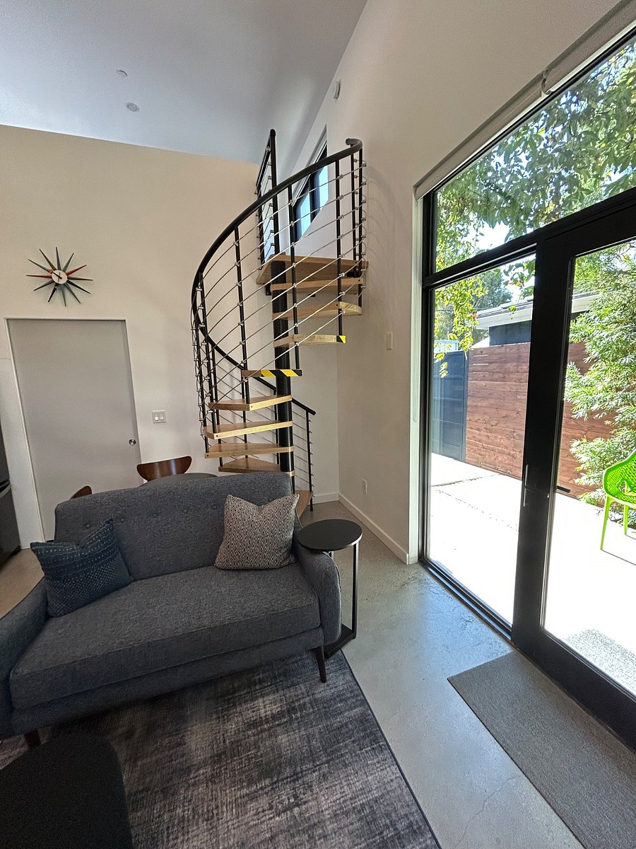 Furnished Finder property 430180_1 photo 6