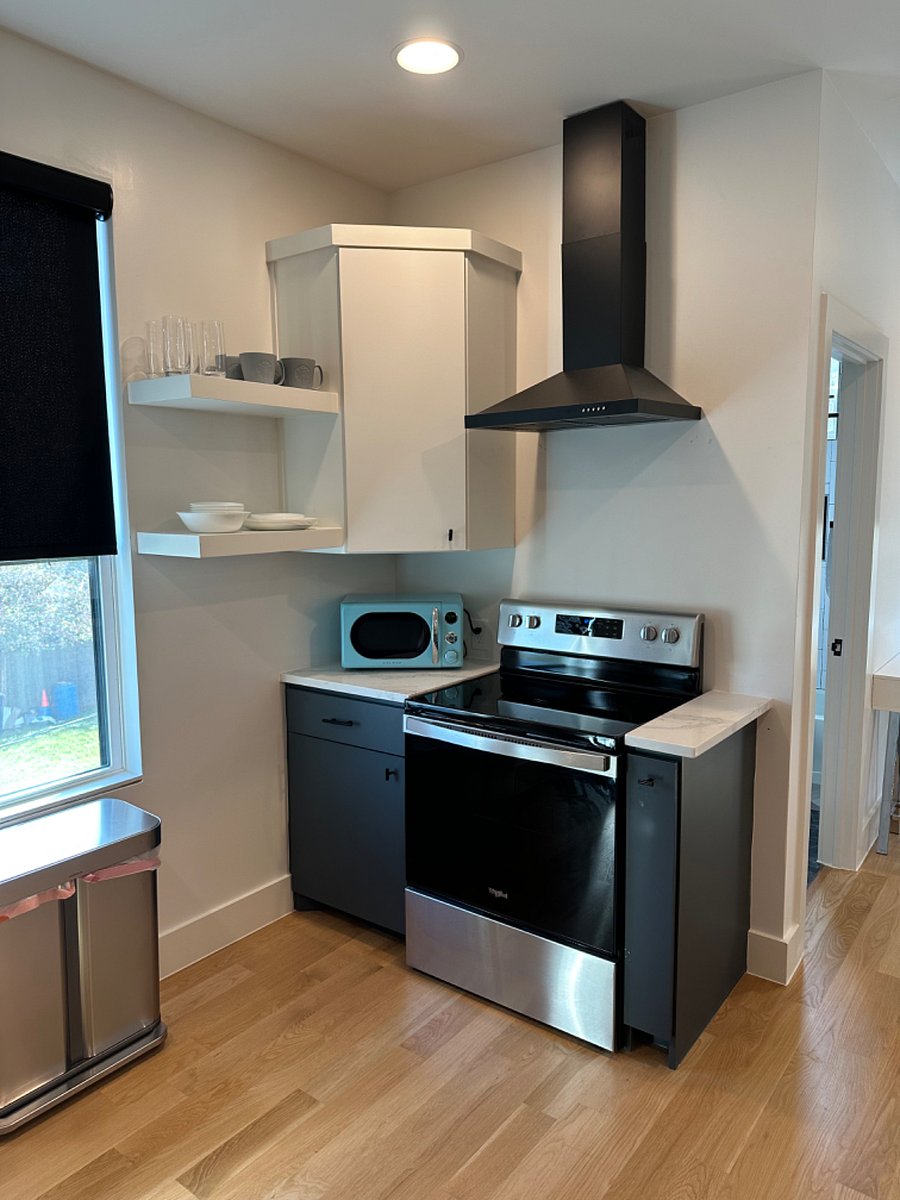 Furnished Finder property 430197_1 photo 14