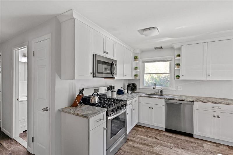 Furnished Finder property 430230_1 photo 13