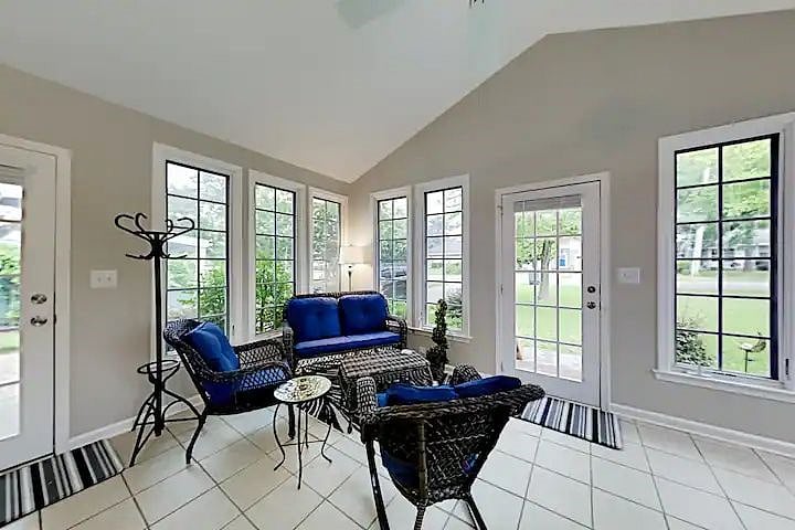 Furnished Finder property 430237_1 photo 12