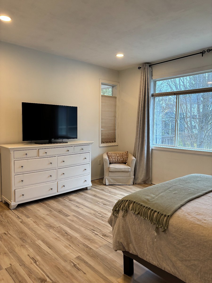 Furnished Finder property 430243_1 photo 9
