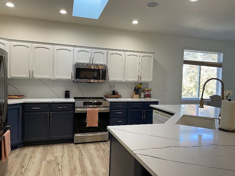 Spacious, newly renovated kitchen with an induction oven
